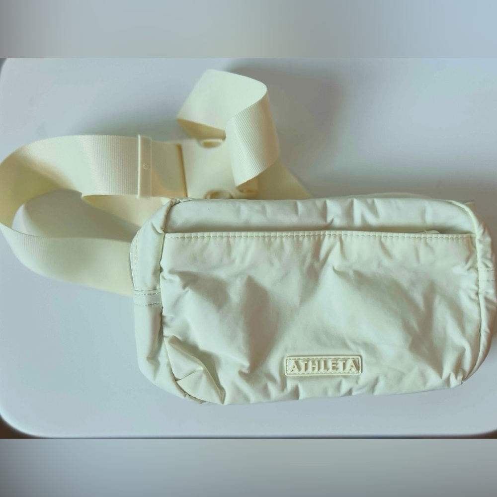 Athleta All About Crossbody Belt Bag